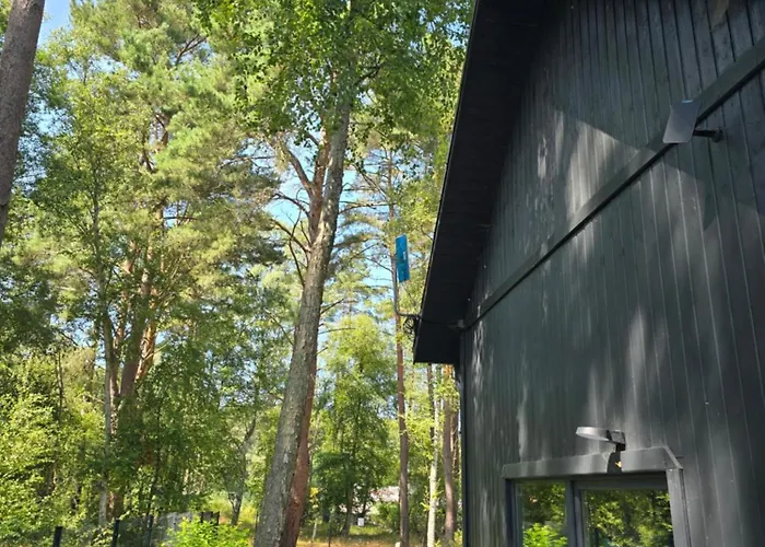 Villa Daglezji 170 *